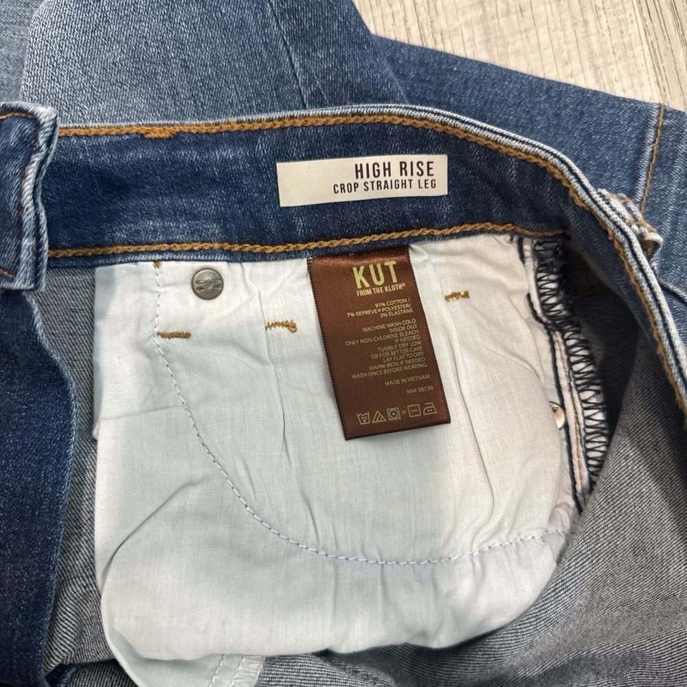 kUT From The Kloth High Rise Crop Straight Leg Blue Jeans Sz 6 - Picture 15 of 16